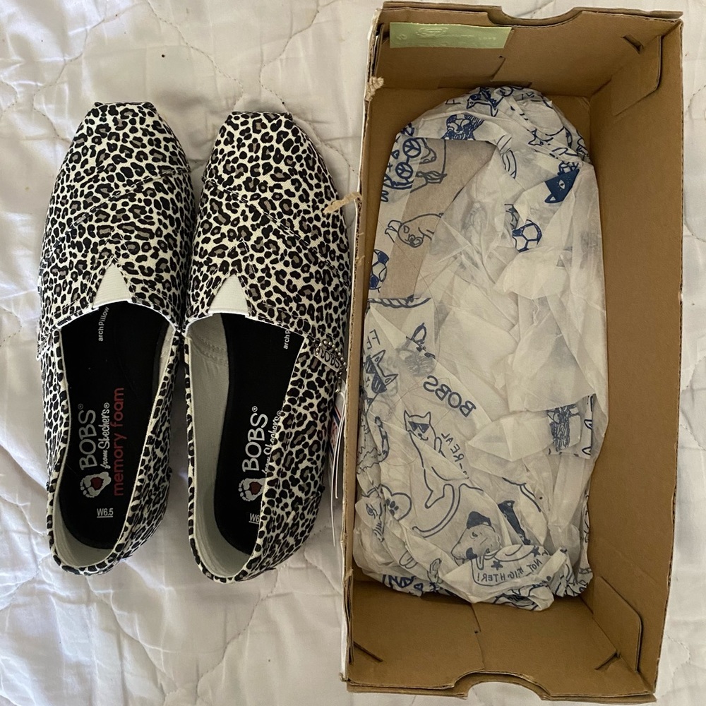 BOBS by Skechers